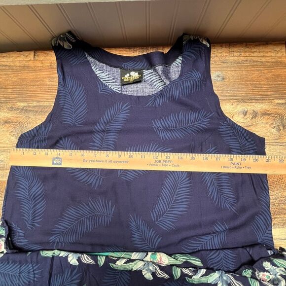 “Island-inspired style: soft, lightweight, and effortlessly chic.” - Picture 6 of 8